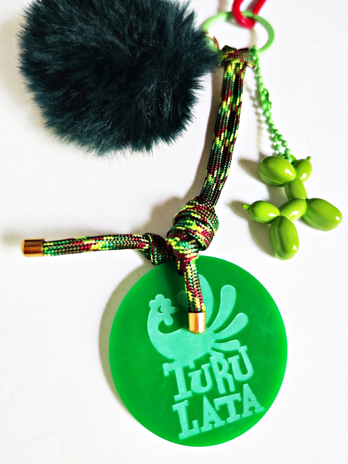 charm POMPON VERDE OSCURO