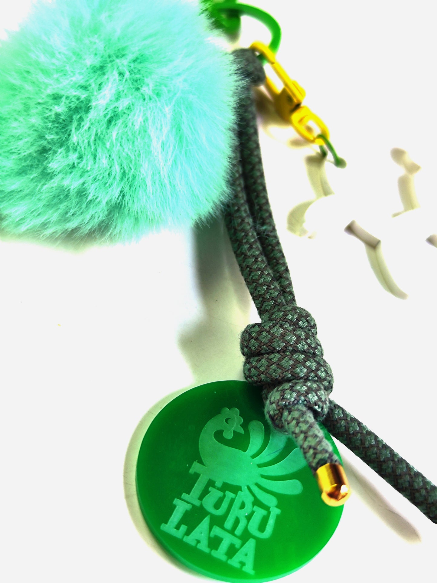 charm POMPON VERDE TURQUESA