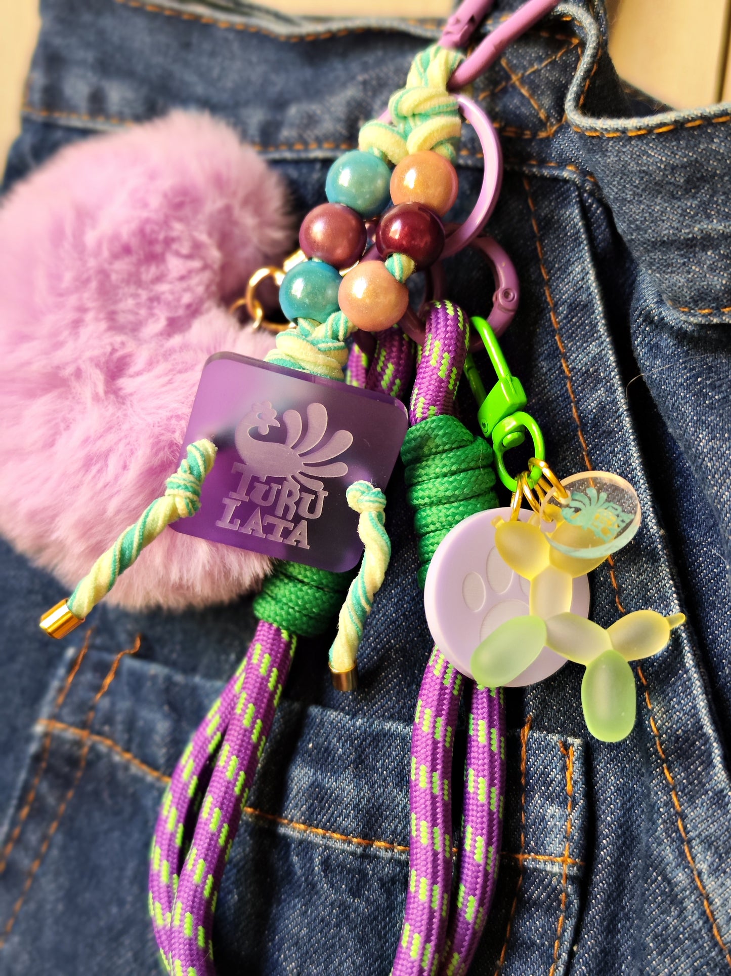 charm CORAZON PELUCHE MORADO EXTENSIBLE